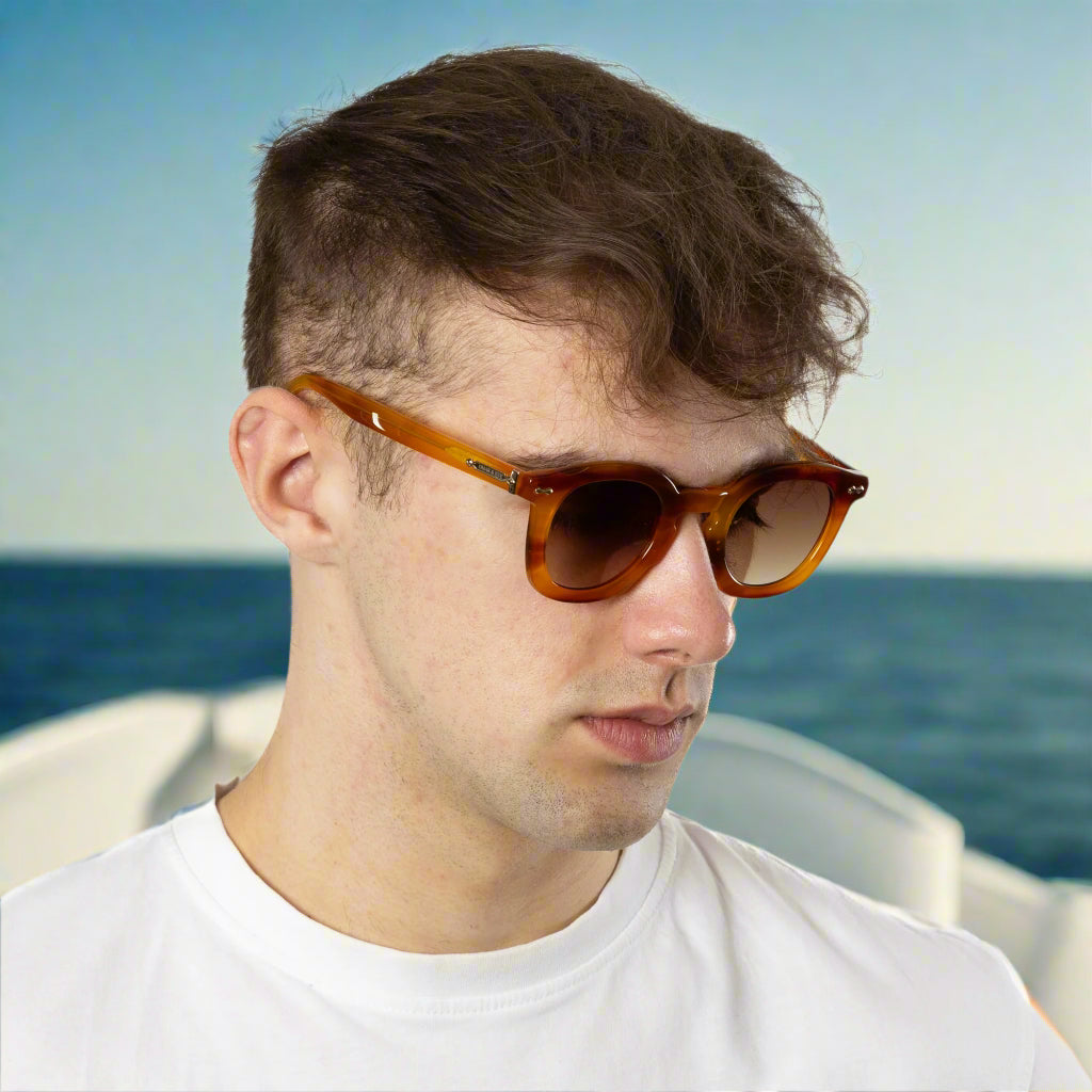 Shenstone - Tortoise Frame Brown Gradient Lens